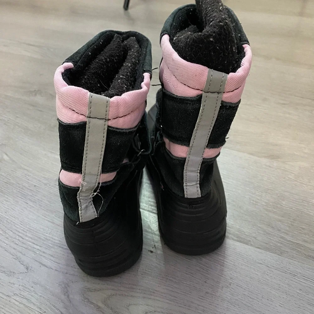Totes‎ Snow Boots Kids Size 2 Black Pink Insulated Waterproof Duck Boots